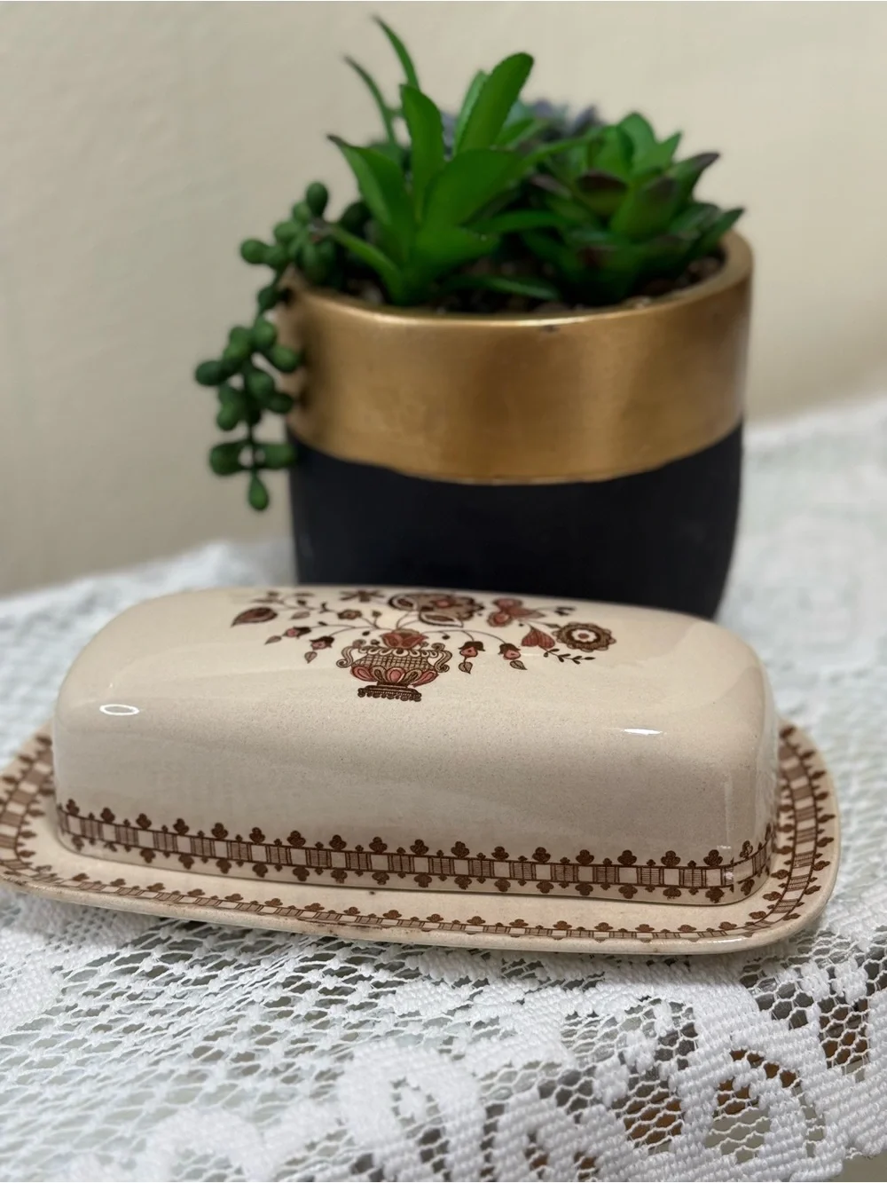 Jamestown Johnson Bros Old Granite Staffordshire Ironstone Butter Dish England